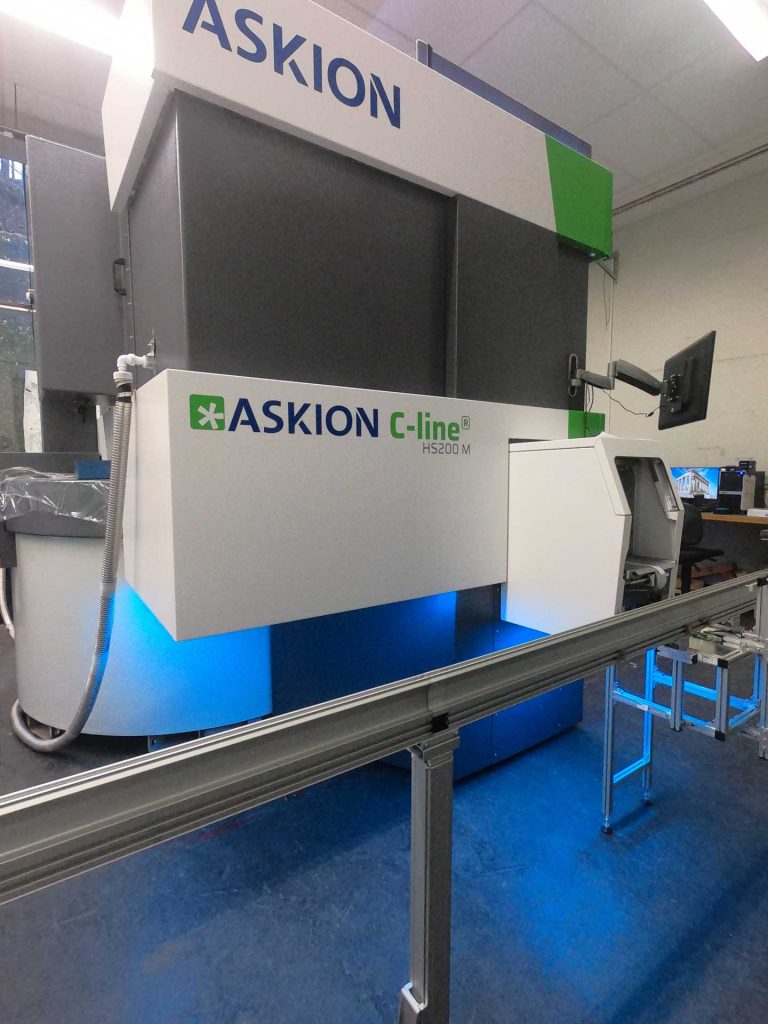 ASKION External automation (rail system, optional) for automated sample transfer below -130°C